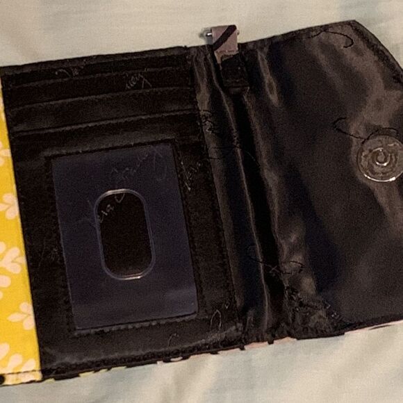Vera Bradley | Grey Black Yellow Retired Smart Phone Baroque Wristlet Wallet - Picture 5 of 10